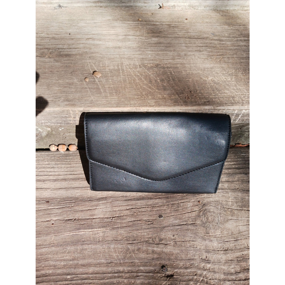 Steve Madden Clutch - Picture 1 of 4